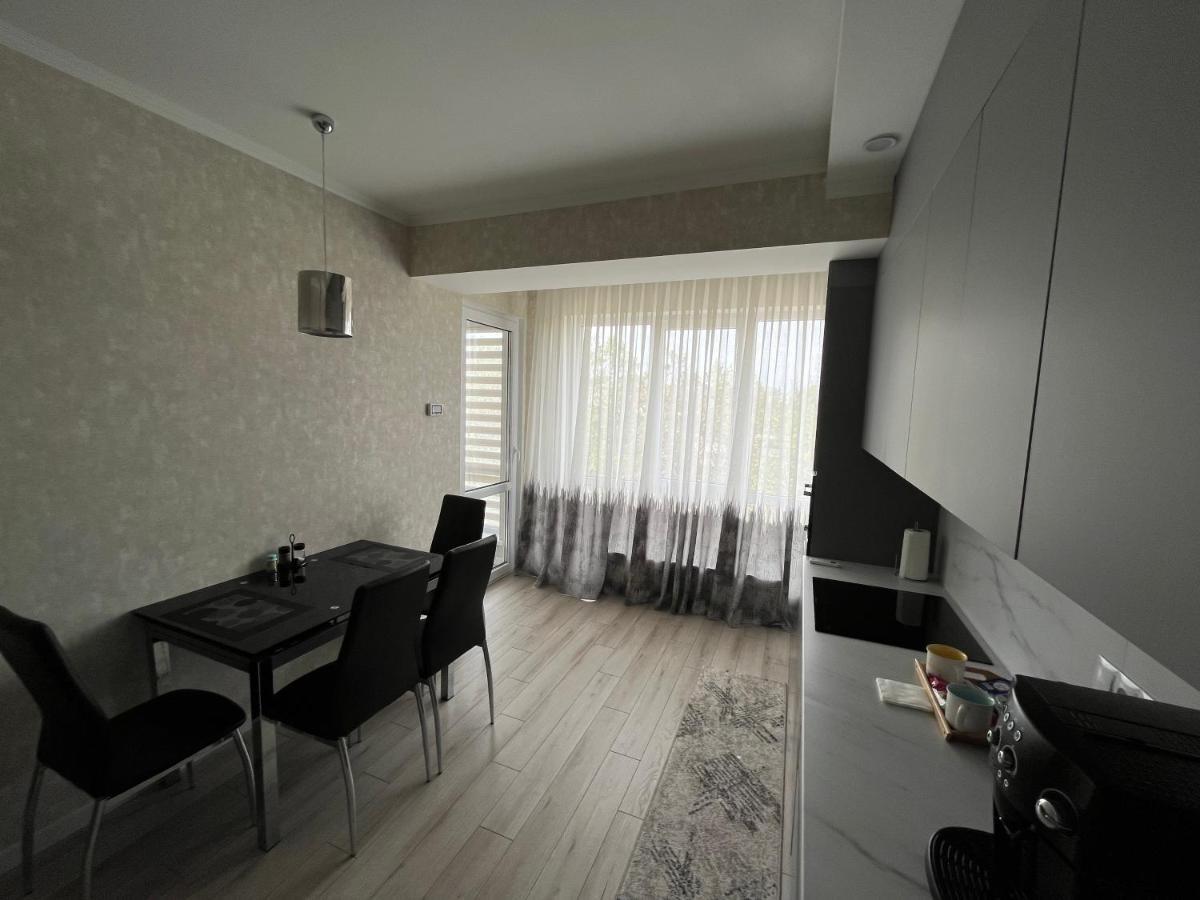 Dendrarium Park Apartment Κισινάου Εξωτερικό φωτογραφία