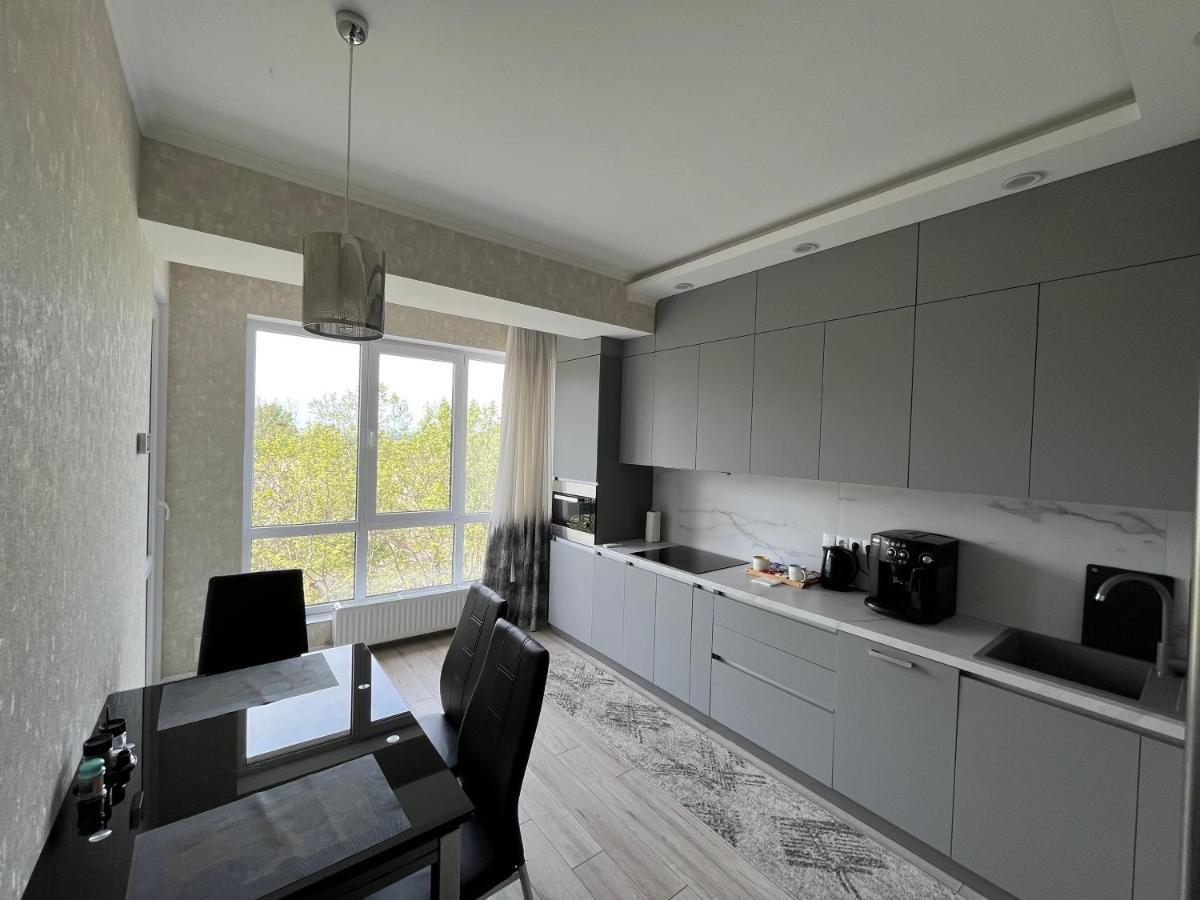 Dendrarium Park Apartment Κισινάου Εξωτερικό φωτογραφία